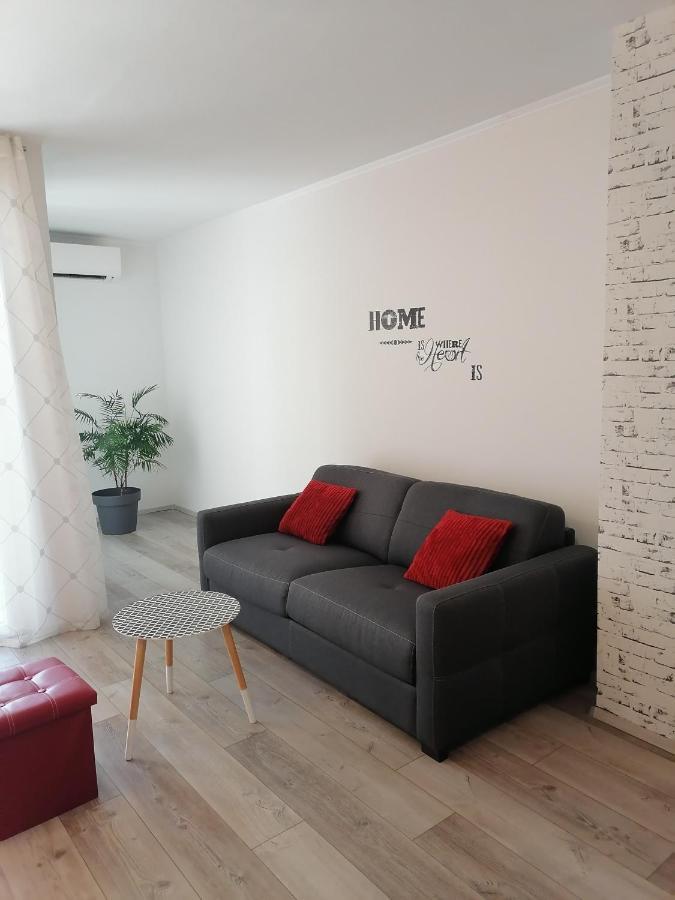 Apartman Ester PUY Eksteriør bilde