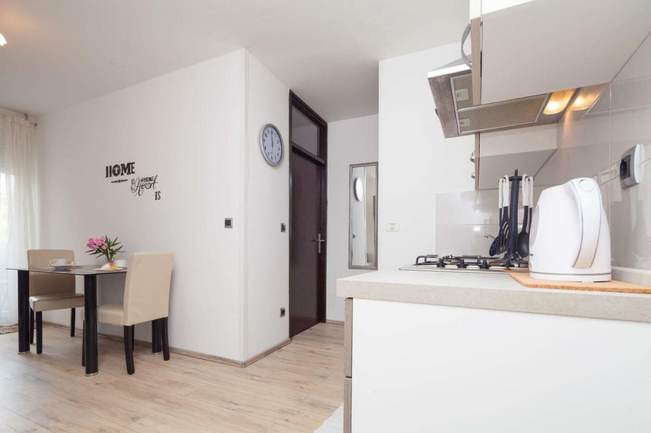 Apartman Ester PUY Eksteriør bilde