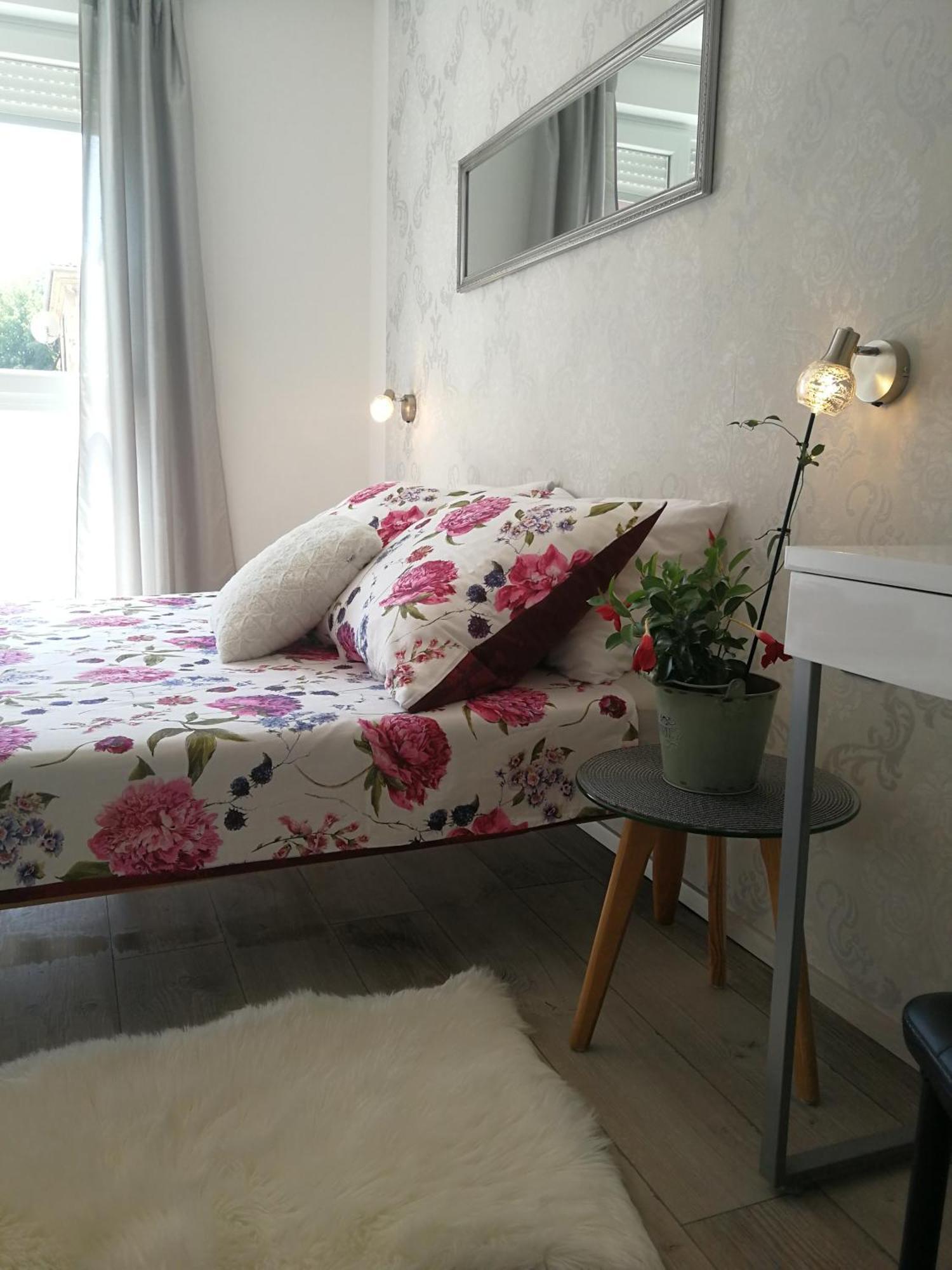 Apartman Ester PUY Eksteriør bilde